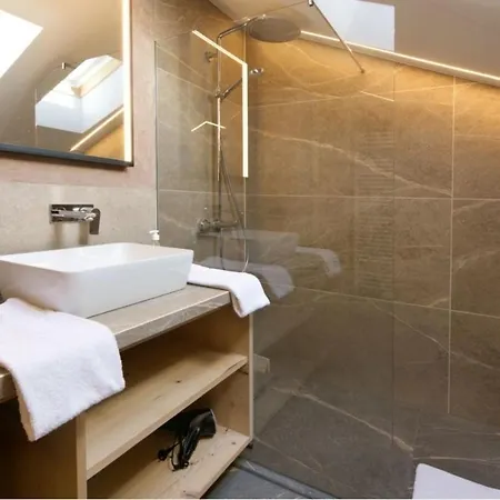 Apartament Bergzeit *